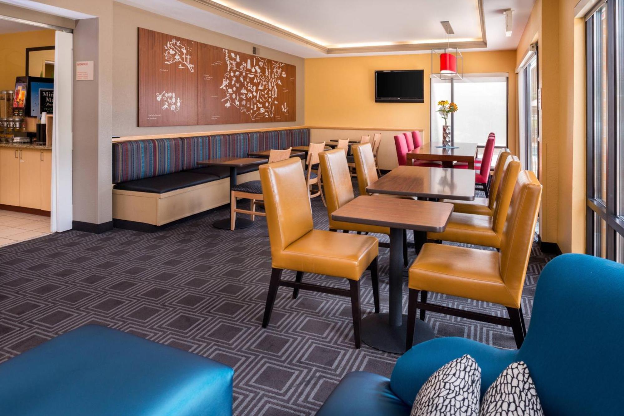 Towneplace Suites Huntington Exterior foto